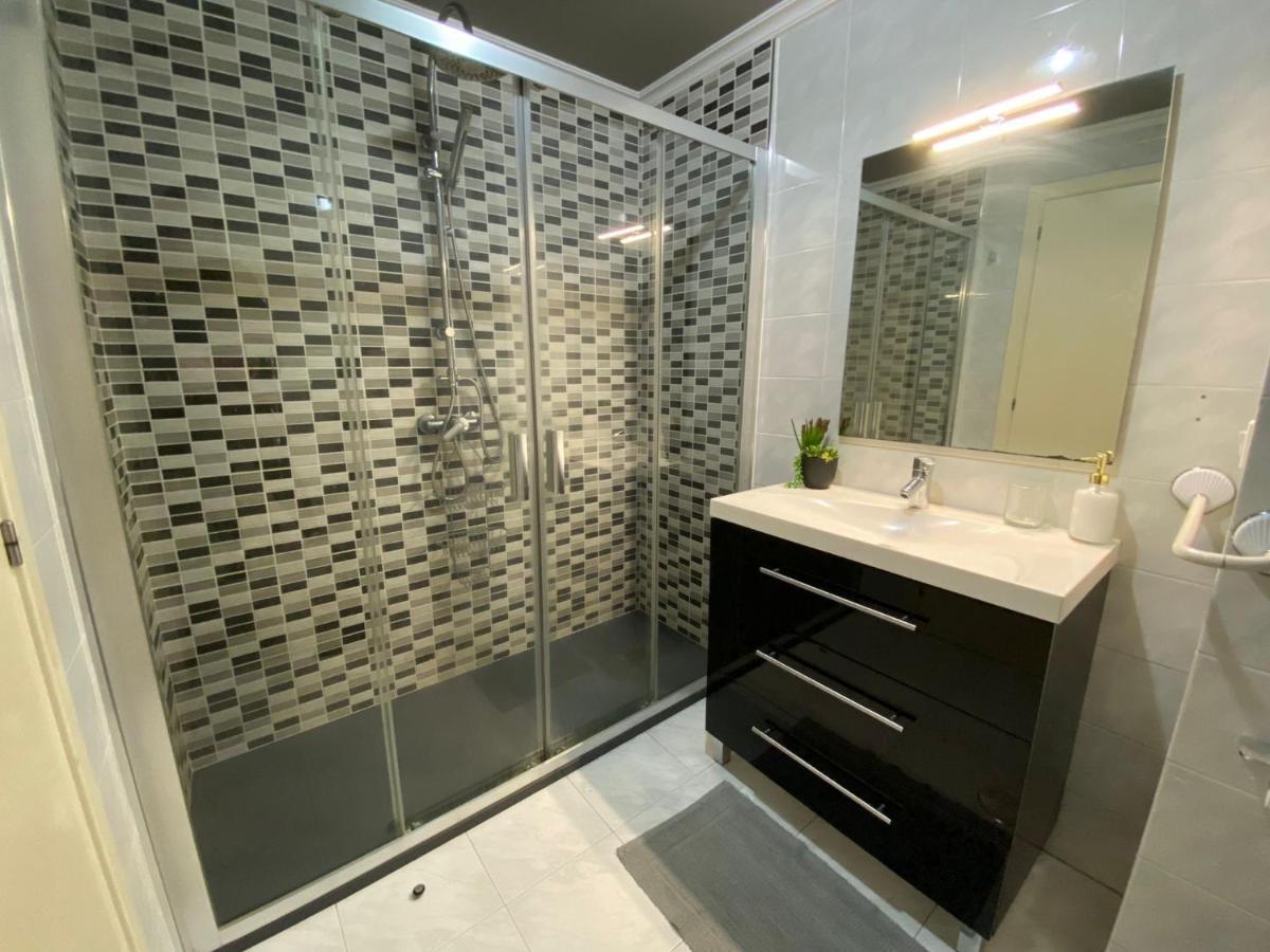 Piso Plaza Ravella Apartment Vilagarcia de Arousa Exterior photo